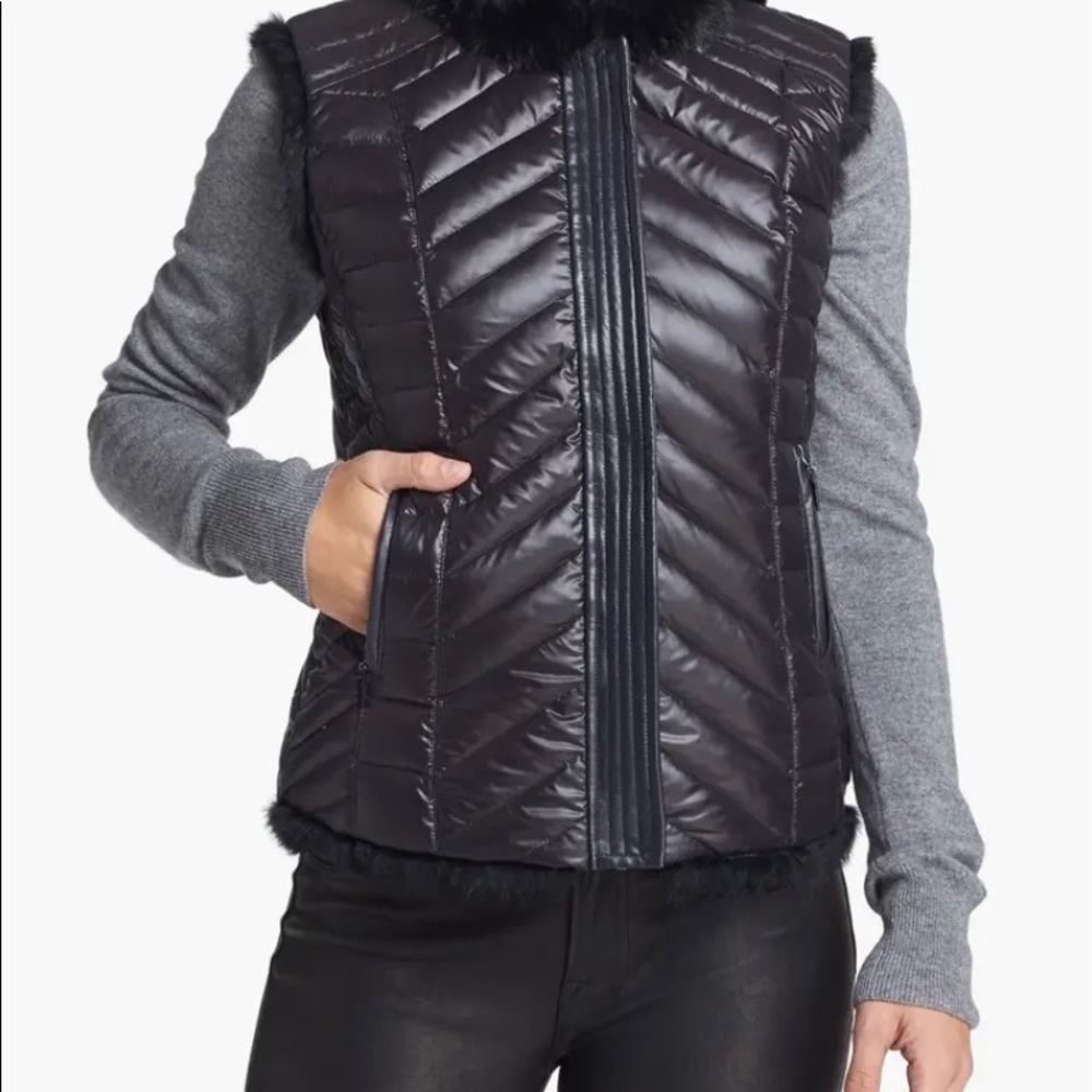 BCBG Hooded Reversible Rabbit Fur Hooded Vest - Picture 4 of 12